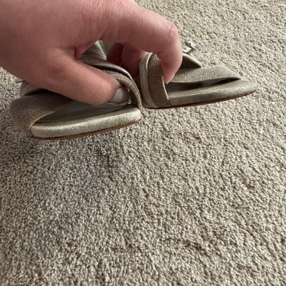 Donald Pliner Beige Linen Strappy Heeled Sandals Open Toe Size 8 Silver Metallic - Picture 3 of 9
